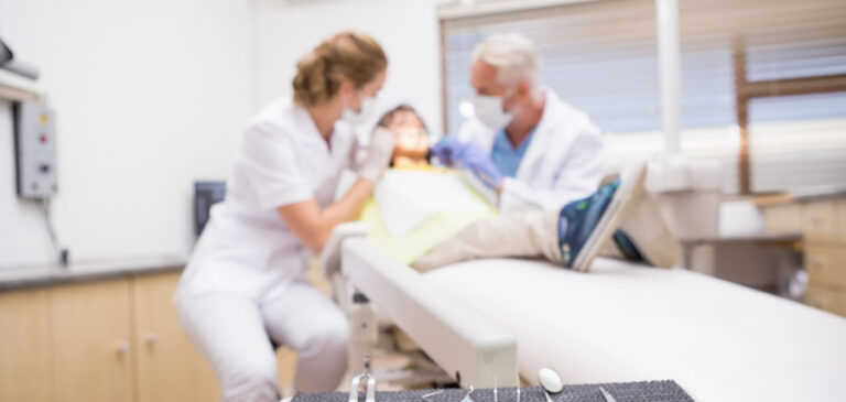 sapore cattivo in bocca-studio dentistico angelini a grosseto